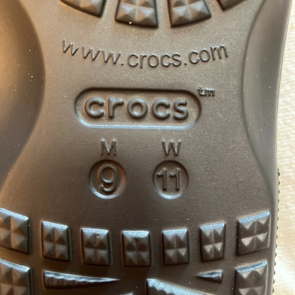 Crocs - Picture 5 of 9